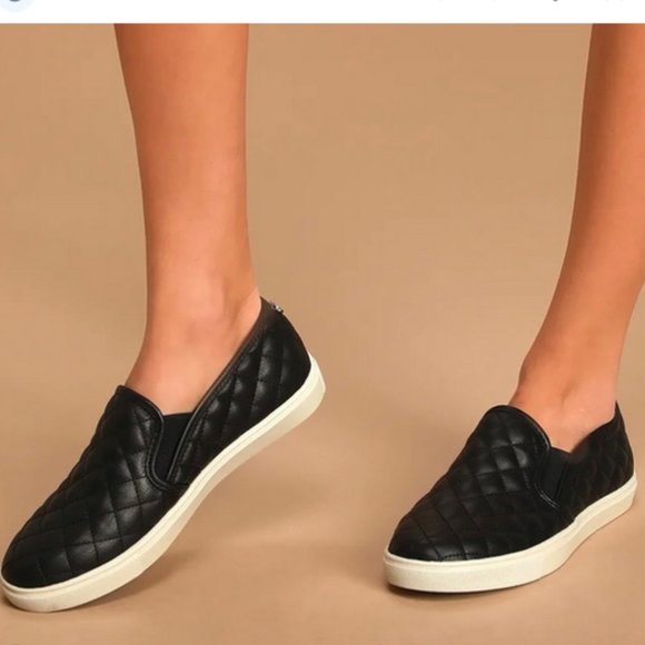 STEVE MADDEN Quilted Vegan Leather Slip On Casual Shoes - Picture 3 of 11